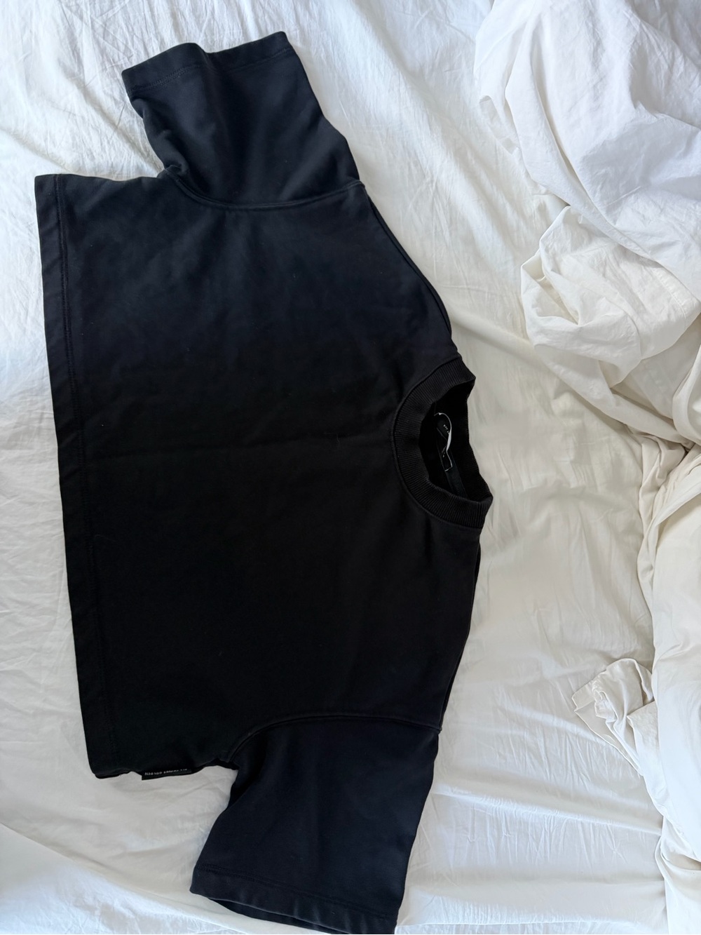 Cropped heavyweight cotton tee